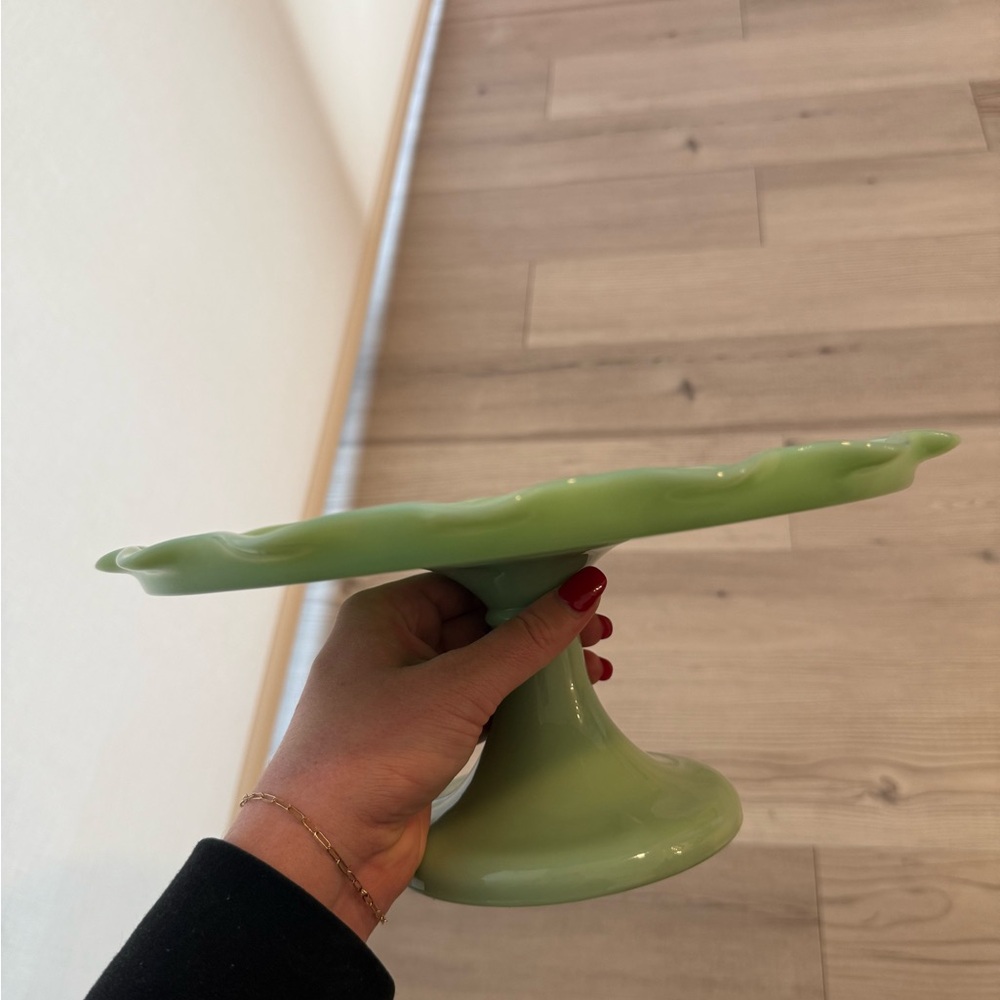 Martha Stewart Highbrook 11” Jadeite Ruffle-Edge Glass Cake Stand - Picture 2 of 4